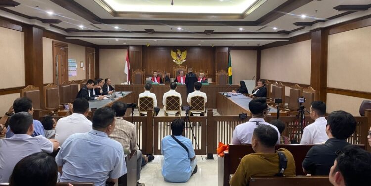 Ⓒ Hak cipta foto di atas dikembalikan sesungguhnya kepada pemilik foto Ⓒ Hak cipta foto di atas dikembalikan sesungguhnya kepada pemilik foto