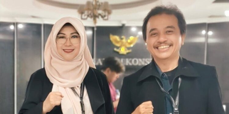 Ⓒ Hak cipta foto di atas dikembalikan sesungguhnya kepada pemilik foto Ⓒ Hak cipta foto di atas dikembalikan sesungguhnya kepada pemilik foto