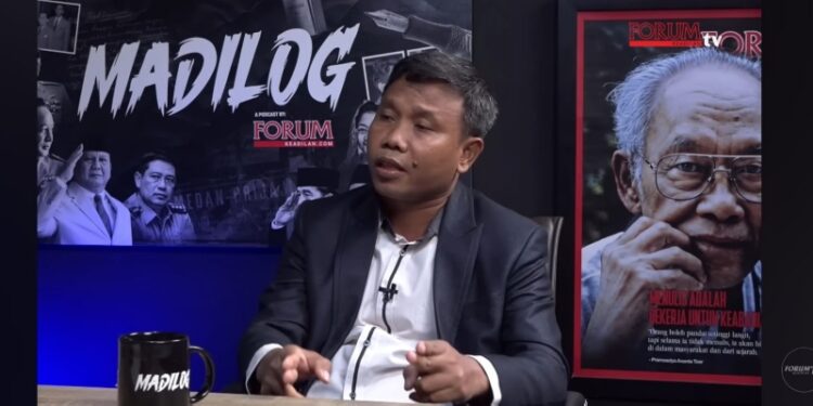 Ⓒ Hak cipta foto di atas dikembalikan sesungguhnya kepada pemilik foto Ⓒ Hak cipta foto di atas dikembalikan sesungguhnya kepada pemilik foto