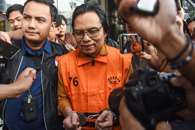 Ⓒ Hak cipta foto di atas dikembalikan sesungguhnya kepada pemilik foto Ⓒ Hak cipta foto di atas dikembalikan sesungguhnya kepada pemilik foto