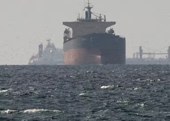 Genderang Perang di Hormuz, Pasokan Minyak Dunia Terkunci