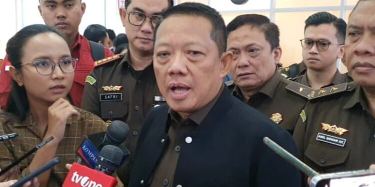 Ⓒ Hak cipta foto di atas dikembalikan sesungguhnya kepada pemilik foto Ⓒ Hak cipta foto di atas dikembalikan sesungguhnya kepada pemilik foto