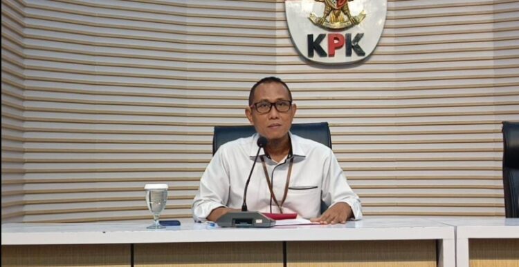 Ⓒ Hak cipta foto di atas dikembalikan sesungguhnya kepada pemilik foto Ⓒ Hak cipta foto di atas dikembalikan sesungguhnya kepada pemilik foto