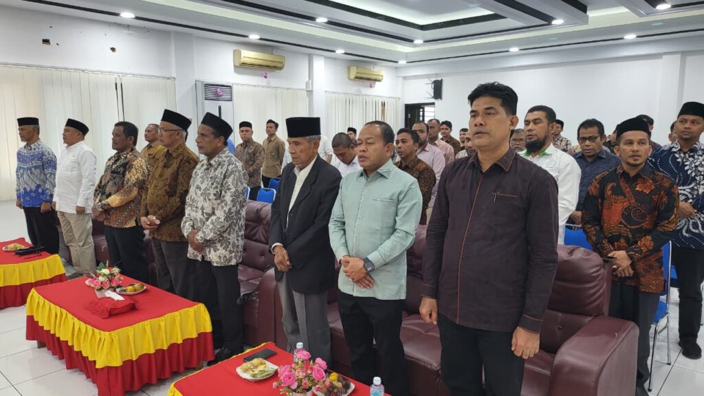 Ⓒ Hak cipta foto di atas dikembalikan sesungguhnya kepada pemilik foto Ⓒ Hak cipta foto di atas dikembalikan sesungguhnya kepada pemilik foto