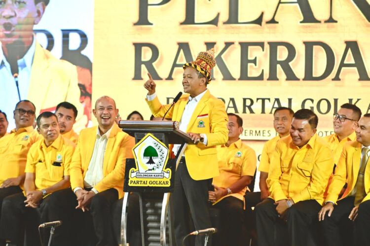 Ⓒ Hak cipta foto di atas dikembalikan sesungguhnya kepada pemilik foto Ⓒ Hak cipta foto di atas dikembalikan sesungguhnya kepada pemilik foto