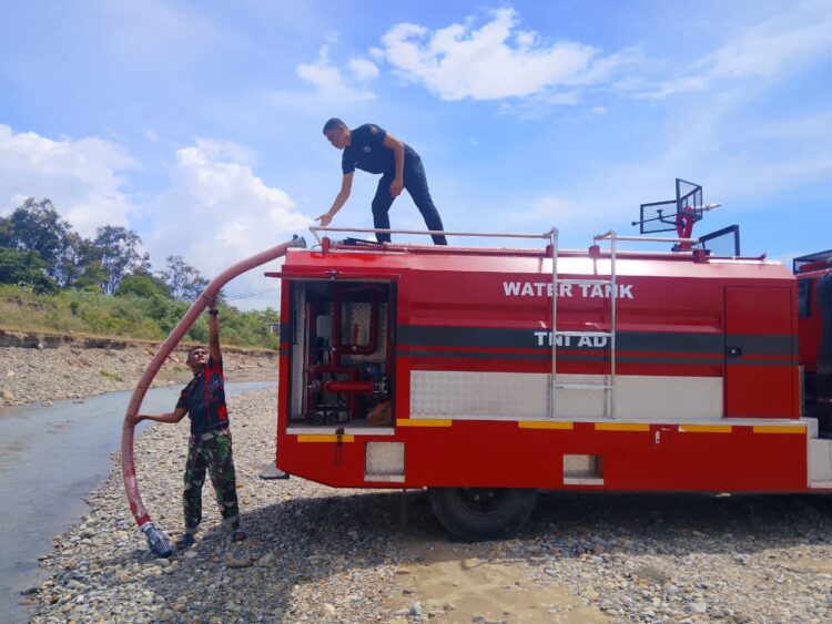 Ⓒ Hak cipta foto di atas dikembalikan sesungguhnya kepada pemilik foto Ⓒ Hak cipta foto di atas dikembalikan sesungguhnya kepada pemilik foto