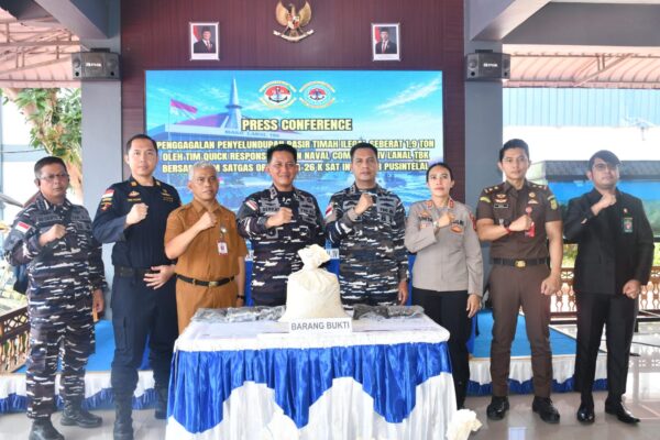 Ⓒ Hak cipta foto di atas dikembalikan sesungguhnya kepada pemilik foto Ⓒ Hak cipta foto di atas dikembalikan sesungguhnya kepada pemilik foto