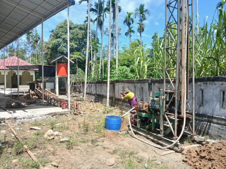 Ⓒ Hak cipta foto di atas dikembalikan sesungguhnya kepada pemilik foto Ⓒ Hak cipta foto di atas dikembalikan sesungguhnya kepada pemilik foto