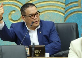 Antrean Solar Maut, DPR Desak Tambah Kuota BBM di Sumsel
