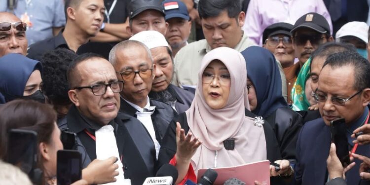 Ⓒ Hak cipta foto di atas dikembalikan sesungguhnya kepada pemilik foto Ⓒ Hak cipta foto di atas dikembalikan sesungguhnya kepada pemilik foto