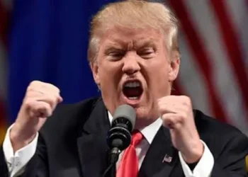 Trump Ancam Iran dengan Serangan Besar jika Selat Hormuz Tak Dibuka