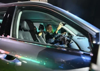 Geely Cetak Rekor Penjualan H1 dan Lonjakan Laba Inti 46%