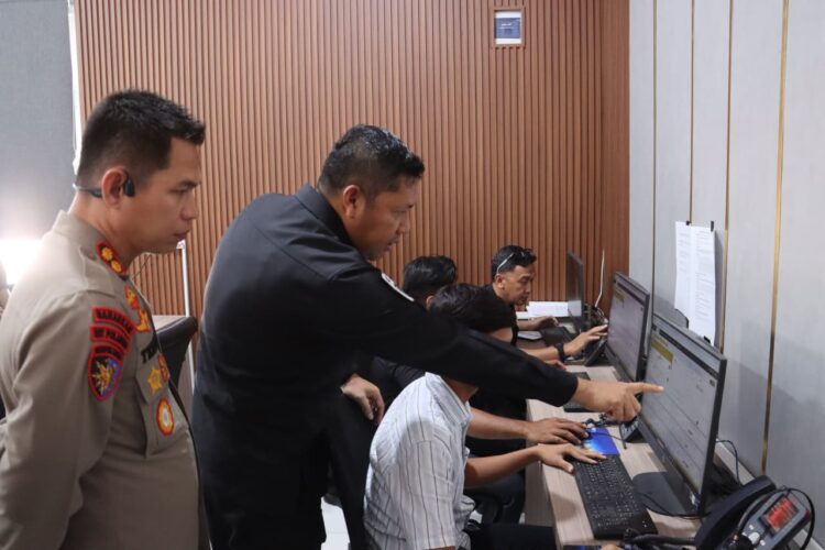 Ⓒ Hak cipta foto di atas dikembalikan sesungguhnya kepada pemilik foto Ⓒ Hak cipta foto di atas dikembalikan sesungguhnya kepada pemilik foto