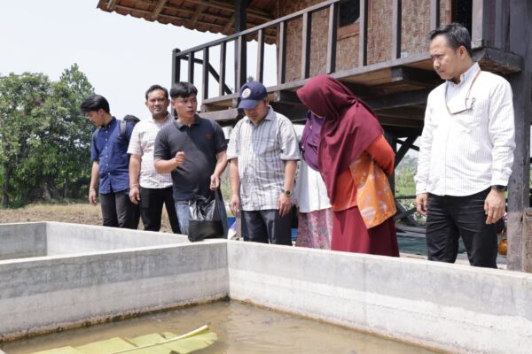 Ⓒ Hak cipta foto di atas dikembalikan sesungguhnya kepada pemilik foto Ⓒ Hak cipta foto di atas dikembalikan sesungguhnya kepada pemilik foto