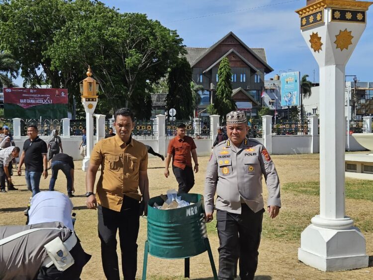 Ⓒ Hak cipta foto di atas dikembalikan sesungguhnya kepada pemilik foto Ⓒ Hak cipta foto di atas dikembalikan sesungguhnya kepada pemilik foto