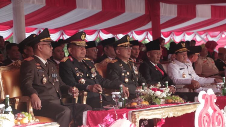 Ⓒ Hak cipta foto di atas dikembalikan sesungguhnya kepada pemilik foto Ⓒ Hak cipta foto di atas dikembalikan sesungguhnya kepada pemilik foto