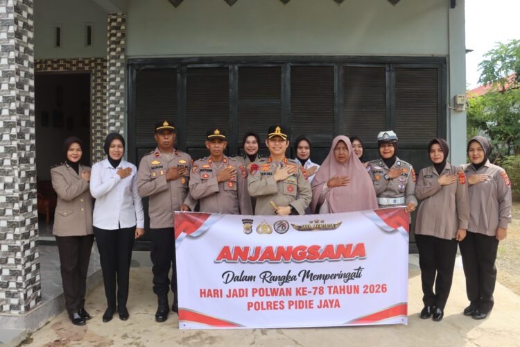Ⓒ Hak cipta foto di atas dikembalikan sesungguhnya kepada pemilik foto