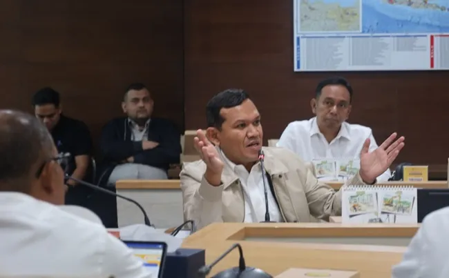 Ⓒ Hak cipta foto di atas dikembalikan sesungguhnya kepada pemilik foto Ⓒ Hak cipta foto di atas dikembalikan sesungguhnya kepada pemilik foto