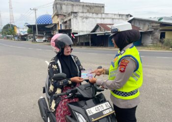 Tekan Kecelakaan, Polantas Pidie Jaya Edukasi Pengendara