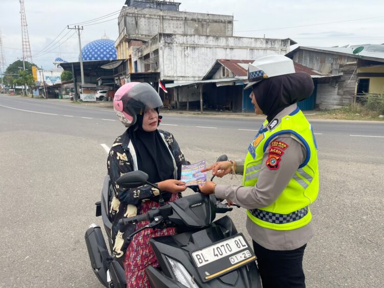 Ⓒ Hak cipta foto di atas dikembalikan sesungguhnya kepada pemilik foto