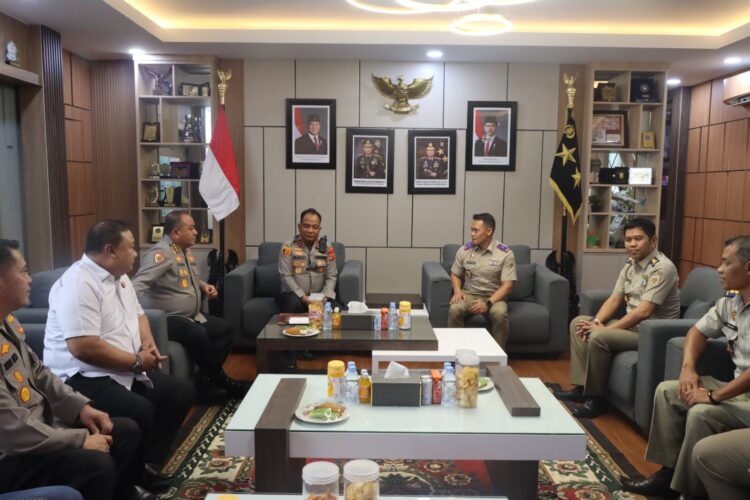 Ⓒ Hak cipta foto di atas dikembalikan sesungguhnya kepada pemilik foto Ⓒ Hak cipta foto di atas dikembalikan sesungguhnya kepada pemilik foto