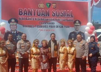 Ⓒ Hak cipta foto di atas dikembalikan sesungguhnya kepada pemilik foto Ⓒ Hak cipta foto di atas dikembalikan sesungguhnya kepada pemilik foto