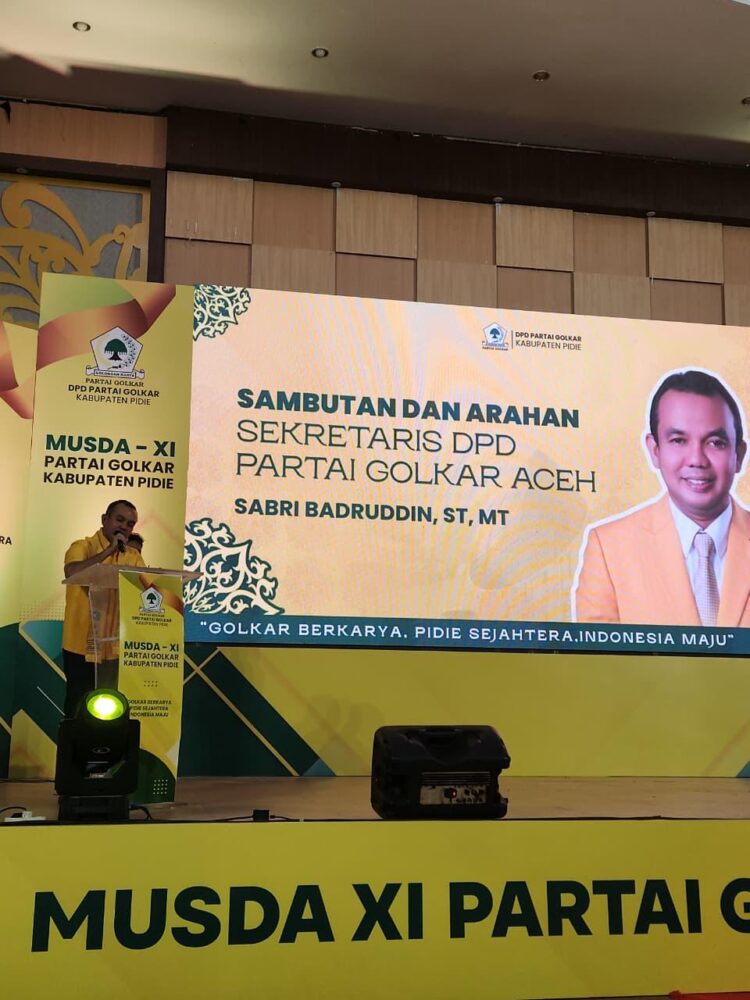 Ⓒ Hak cipta foto di atas dikembalikan sesungguhnya kepada pemilik foto Ⓒ Hak cipta foto di atas dikembalikan sesungguhnya kepada pemilik foto