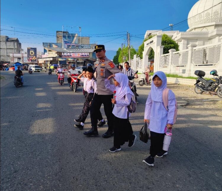 Ⓒ Hak cipta foto di atas dikembalikan sesungguhnya kepada pemilik foto