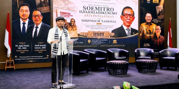 Ⓒ Hak cipta foto di atas dikembalikan sesungguhnya kepada pemilik foto Ⓒ Hak cipta foto di atas dikembalikan sesungguhnya kepada pemilik foto
