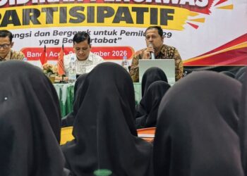 Belajar Demokrasi: Siswa SMKN 3 Banda Aceh Antusias Nobar Video Pemilu Inklusif Bawaslu