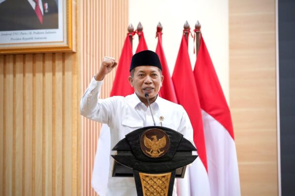 Ⓒ Hak cipta foto di atas dikembalikan sesungguhnya kepada pemilik foto Ⓒ Hak cipta foto di atas dikembalikan sesungguhnya kepada pemilik foto