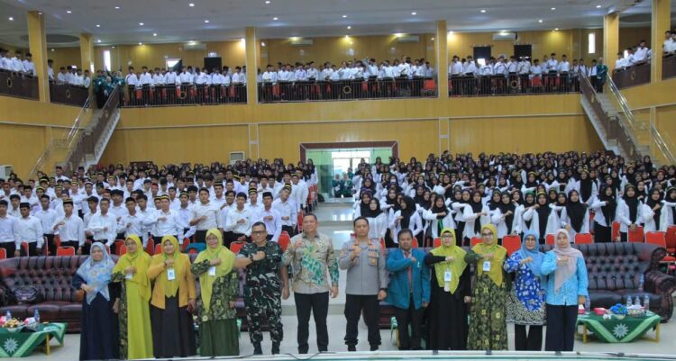 Ⓒ Hak cipta foto di atas dikembalikan sesungguhnya kepada pemilik foto Ⓒ Hak cipta foto di atas dikembalikan sesungguhnya kepada pemilik foto
