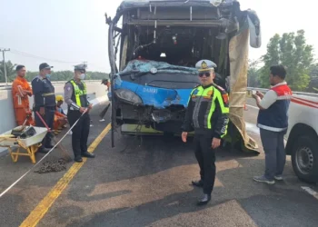 Diduga Terhalang Kabut Asap Karhutla, Empat Kendaraan Terlibat Tabrakan Karambol di Tol Palindra