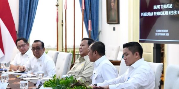 Ⓒ Hak cipta foto di atas dikembalikan sesungguhnya kepada pemilik foto Ⓒ Hak cipta foto di atas dikembalikan sesungguhnya kepada pemilik foto