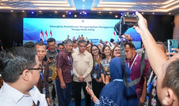 Ⓒ Hak cipta foto di atas dikembalikan sesungguhnya kepada pemilik foto Ⓒ Hak cipta foto di atas dikembalikan sesungguhnya kepada pemilik foto