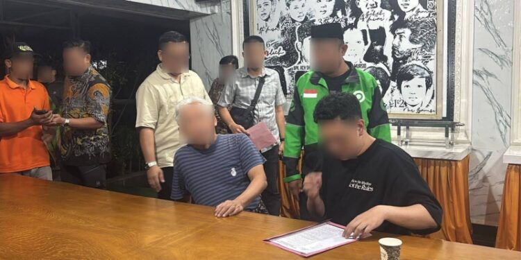 Ⓒ Hak cipta foto di atas dikembalikan sesungguhnya kepada pemilik foto