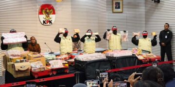Ⓒ Hak cipta foto di atas dikembalikan sesungguhnya kepada pemilik foto