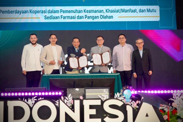 Ⓒ Hak cipta foto di atas dikembalikan sesungguhnya kepada pemilik foto Ⓒ Hak cipta foto di atas dikembalikan sesungguhnya kepada pemilik foto