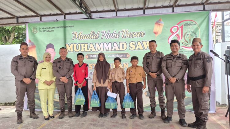 Ⓒ Hak cipta foto di atas dikembalikan sesungguhnya kepada pemilik foto