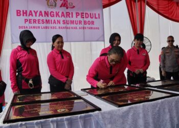 Ⓒ Hak cipta foto di atas dikembalikan sesungguhnya kepada pemilik foto