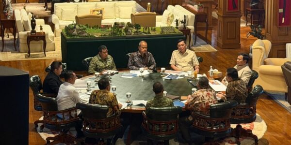 Ⓒ Hak cipta foto di atas dikembalikan sesungguhnya kepada pemilik foto Ⓒ Hak cipta foto di atas dikembalikan sesungguhnya kepada pemilik foto