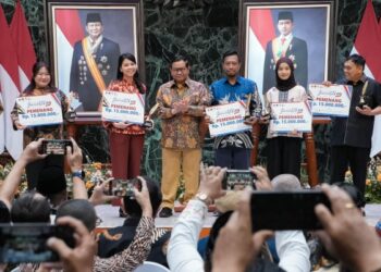 Ⓒ Hak cipta foto di atas dikembalikan sesungguhnya kepada pemilik foto