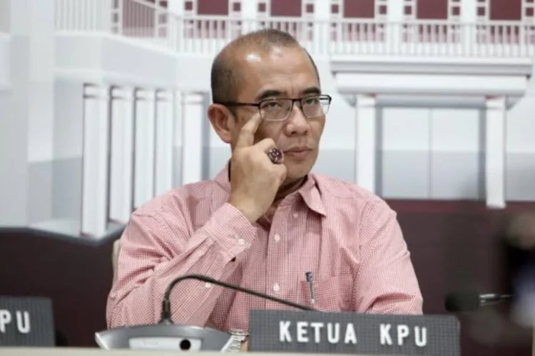 Ⓒ Hak cipta foto di atas dikembalikan sesungguhnya kepada pemilik foto Ⓒ Hak cipta foto di atas dikembalikan sesungguhnya kepada pemilik foto