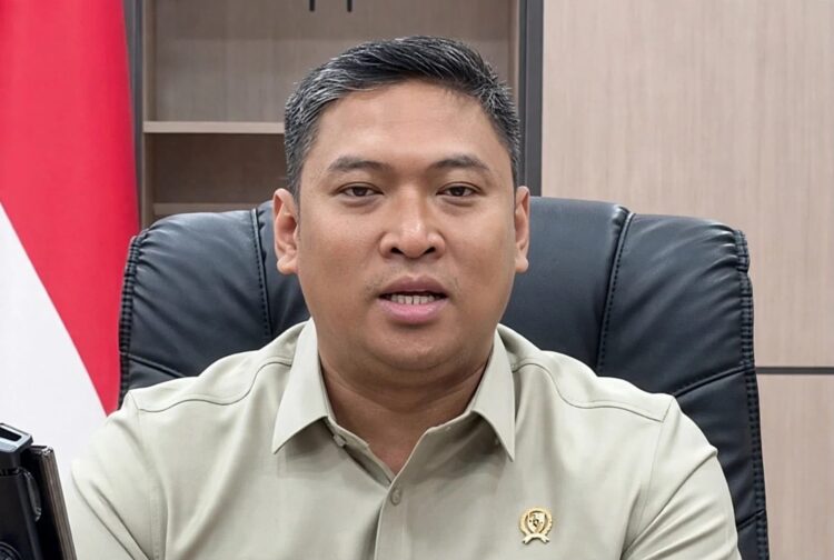 Ⓒ Hak cipta foto di atas dikembalikan sesungguhnya kepada pemilik foto Ⓒ Hak cipta foto di atas dikembalikan sesungguhnya kepada pemilik foto