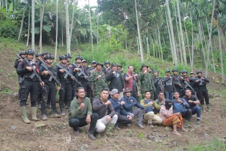 Ⓒ Hak cipta foto di atas dikembalikan sesungguhnya kepada pemilik foto Ⓒ Hak cipta foto di atas dikembalikan sesungguhnya kepada pemilik foto