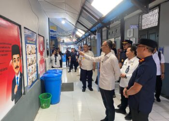 Ⓒ Hak cipta foto di atas dikembalikan sesungguhnya kepada pemilik foto Ⓒ Hak cipta foto di atas dikembalikan sesungguhnya kepada pemilik foto