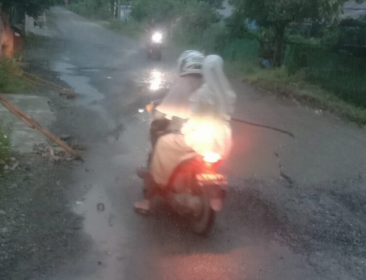 Ⓒ Hak cipta foto di atas dikembalikan sesungguhnya kepada pemilik foto Ⓒ Hak cipta foto di atas dikembalikan sesungguhnya kepada pemilik foto