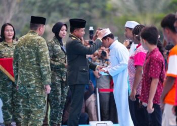 Ⓒ Hak cipta foto di atas dikembalikan sesungguhnya kepada pemilik foto Ⓒ Hak cipta foto di atas dikembalikan sesungguhnya kepada pemilik foto