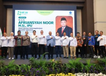 Ⓒ Hak cipta foto di atas dikembalikan sesungguhnya kepada pemilik foto Ⓒ Hak cipta foto di atas dikembalikan sesungguhnya kepada pemilik foto