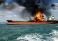 Diduga Matikan Radar Pelacak, Kapal Tanker Meledak Saat Masuki Selat Hormuz